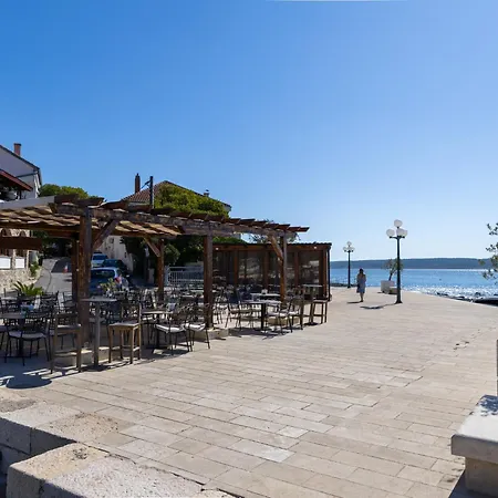 Appartement Maja-1 By Interhome *