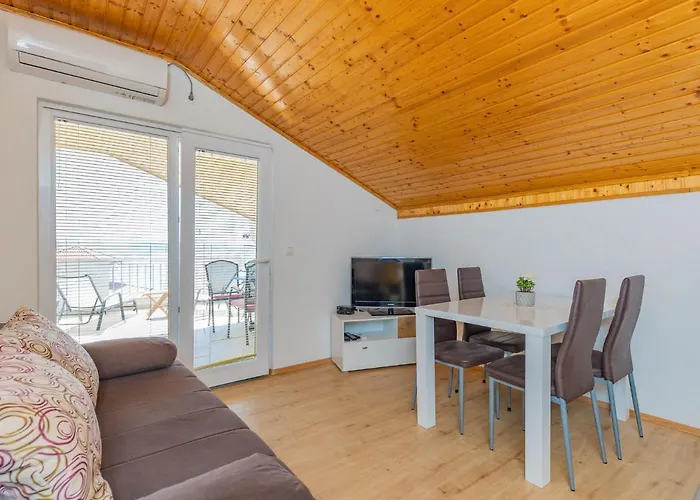 Apartman Maja-1 By Interhome *