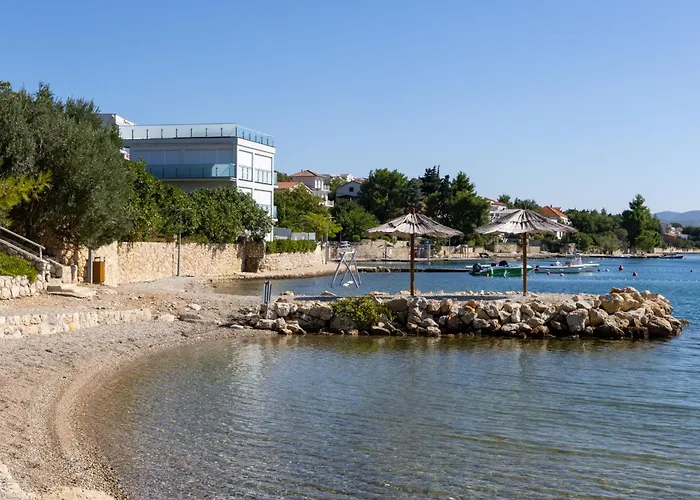 Maja-1 By Interhome 마슬레니차