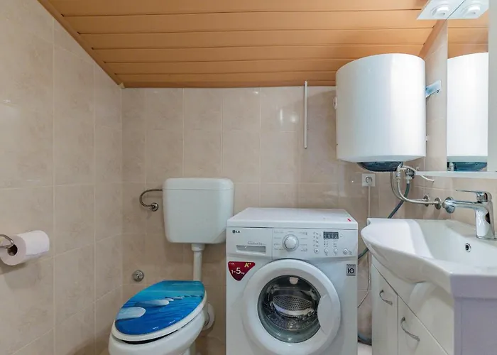 Maja-1 By Interhome * Масленица